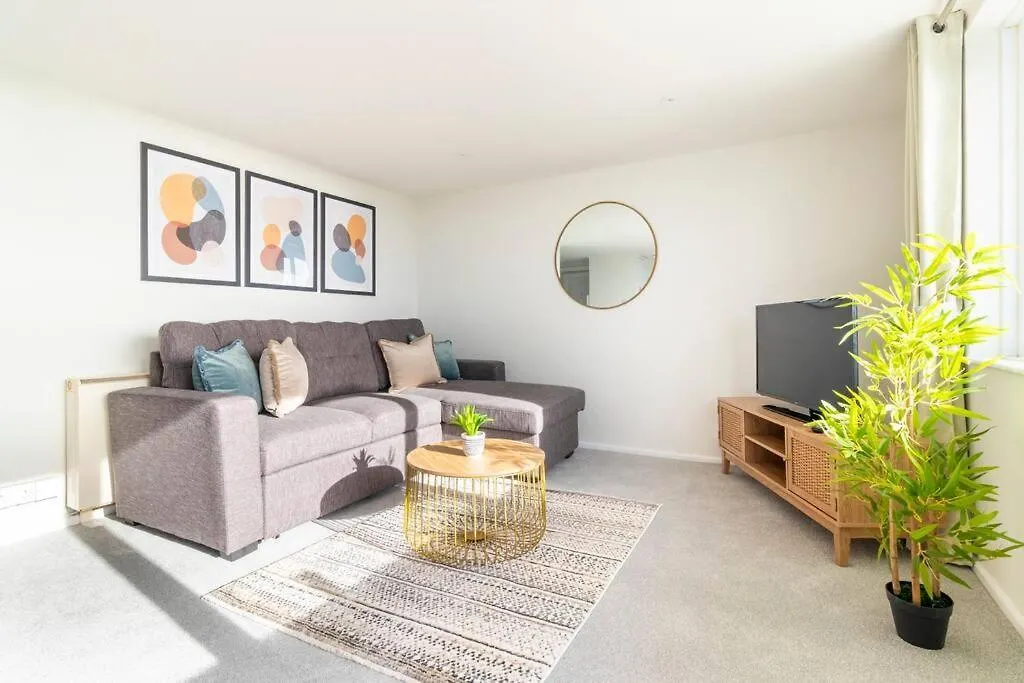 Stunner Sea View 2 Bedroom Sleeps 6-Free Parking Bournemouth United Kingdom